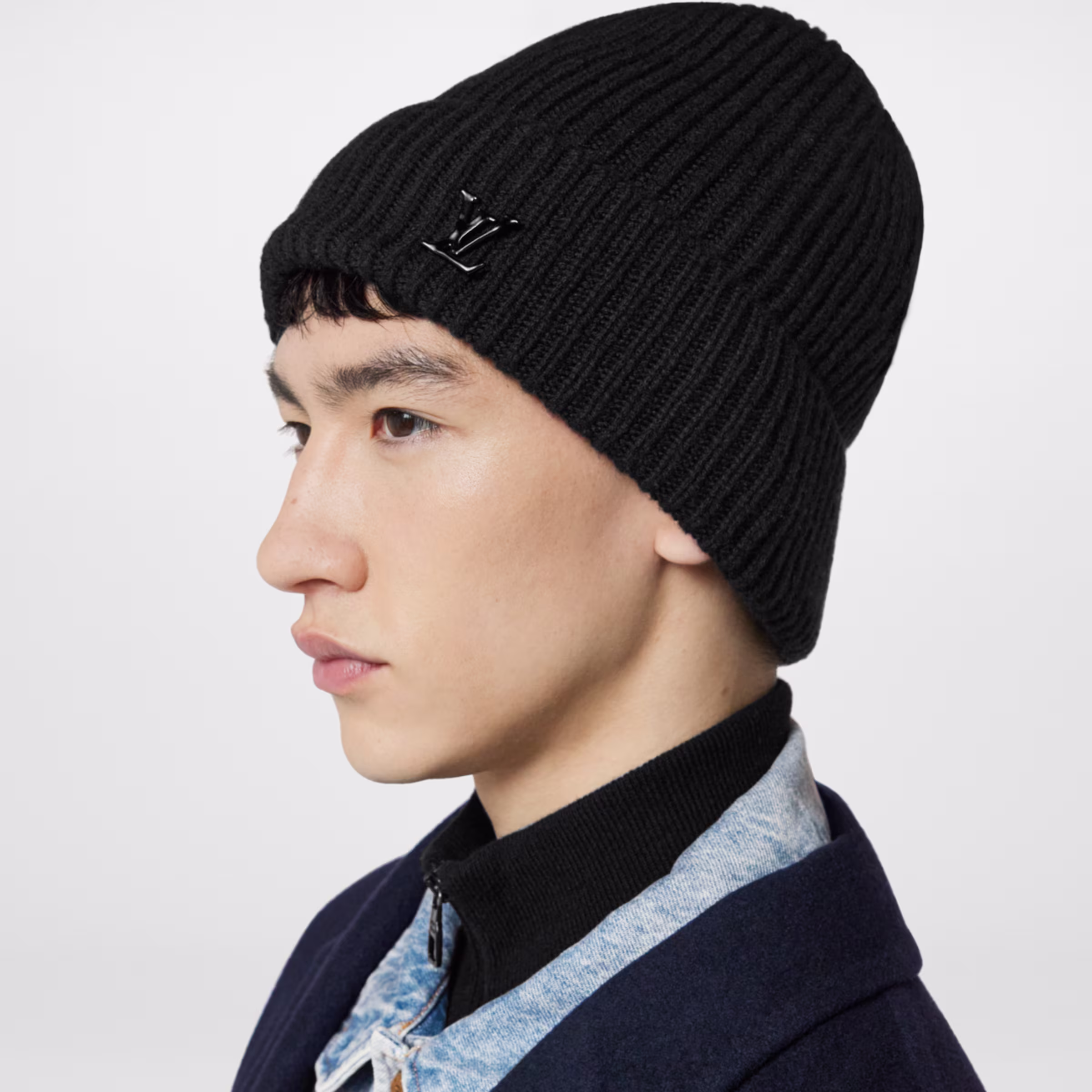 Copie de Copie de louis-vuitton-bonnet-lv-ahead-s00-chapeaux-et-gants--MP3246_PM1_Worn view